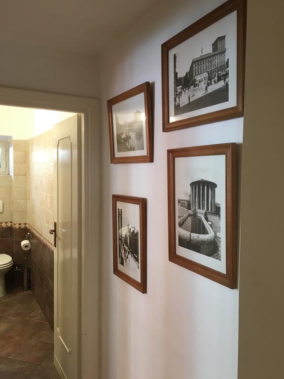 Delightful 100 Meters From The Colosseum Rom
